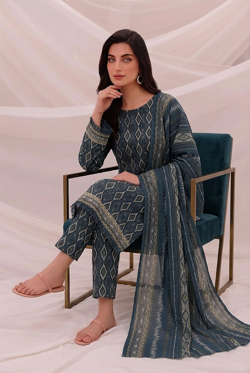 3 Pcs Lawn Unstitched Suit 506